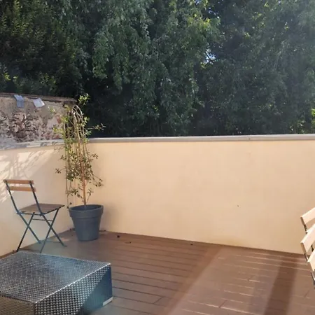 Apartment Dans Ecurie *